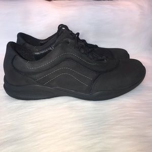 clark wave women's shoes